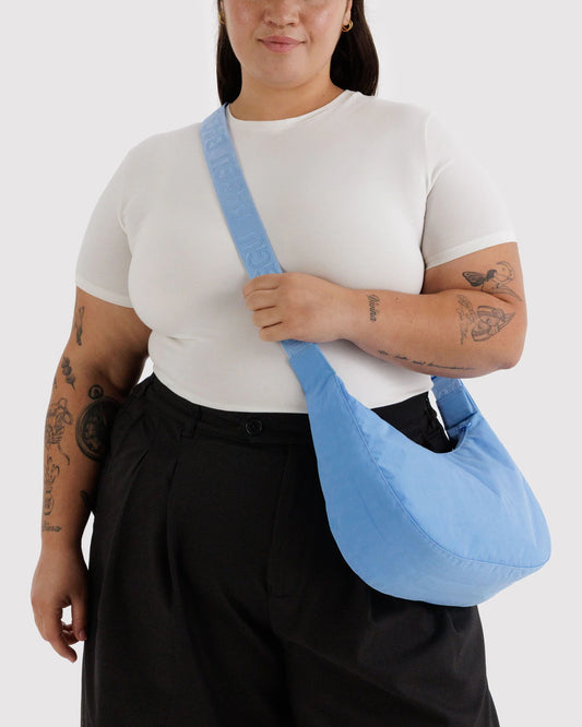Medium Crescent Bag | Piscine
