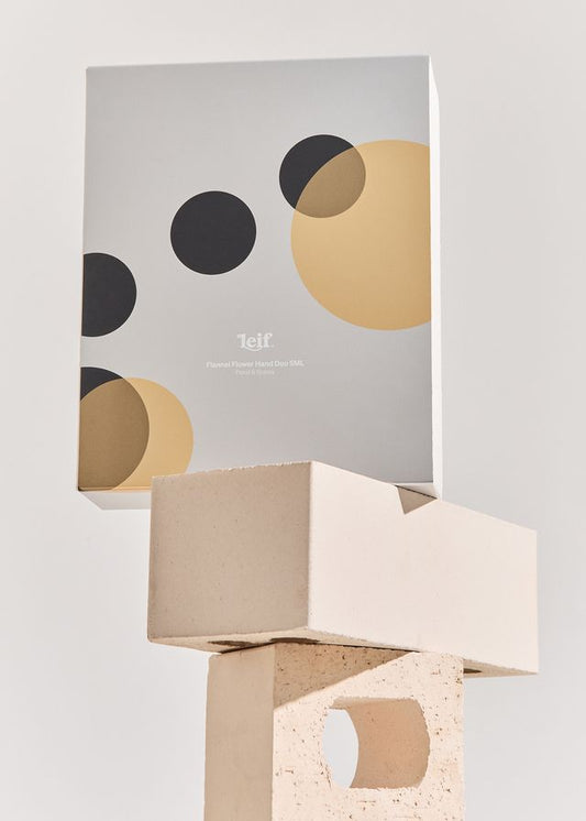 Limited Edition Holiday Hand Duo Set | Flannel Flower Large