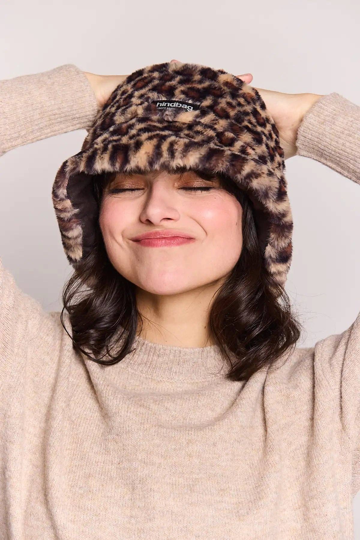 scarves, hats & gloves