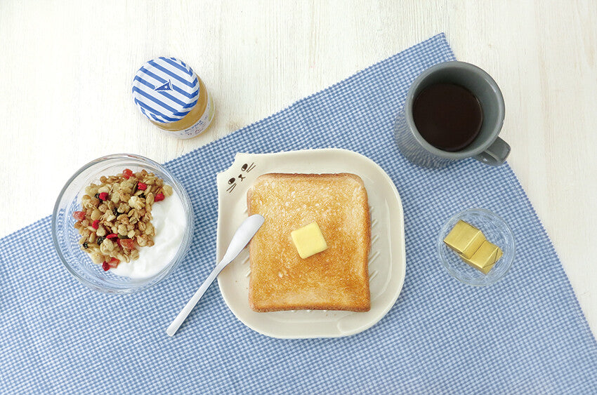 Ceramic Cat Toast Plate | Brown & Ivory