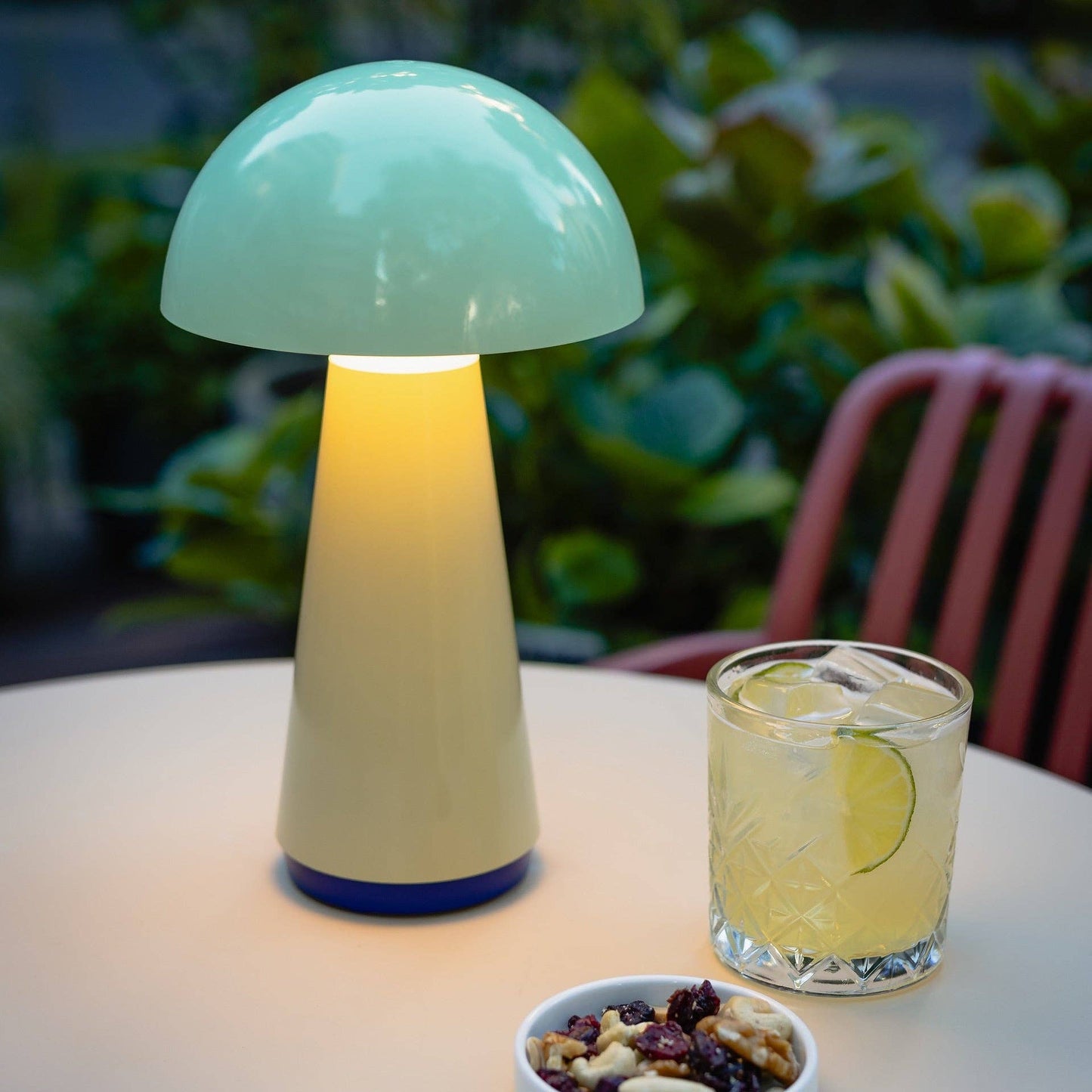 Bob Table Lamp | Mint