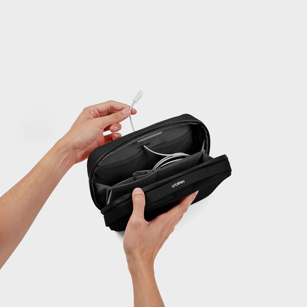 2-1 Tech Pouch | Black