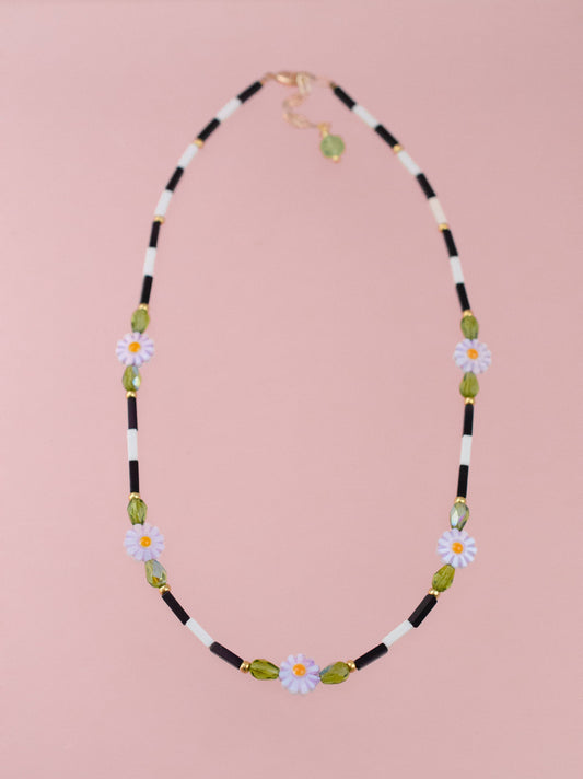 Lavender Daisy | Beaded Necklace