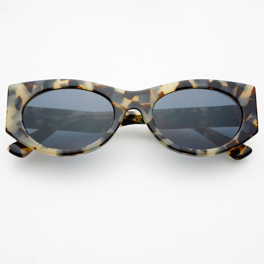 Layla Oval Sunglasses | Gray Tortoise