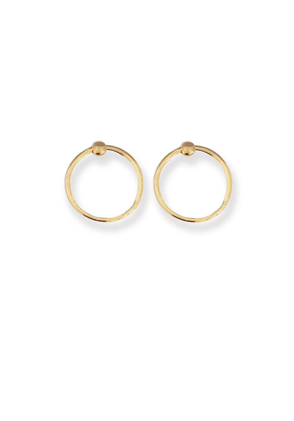 Circle stud • Gold