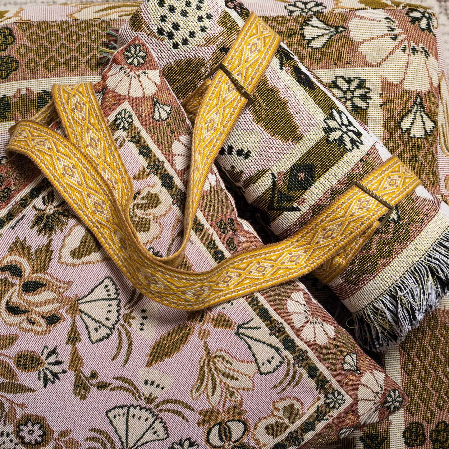 Cotton Carry | Rug Strap