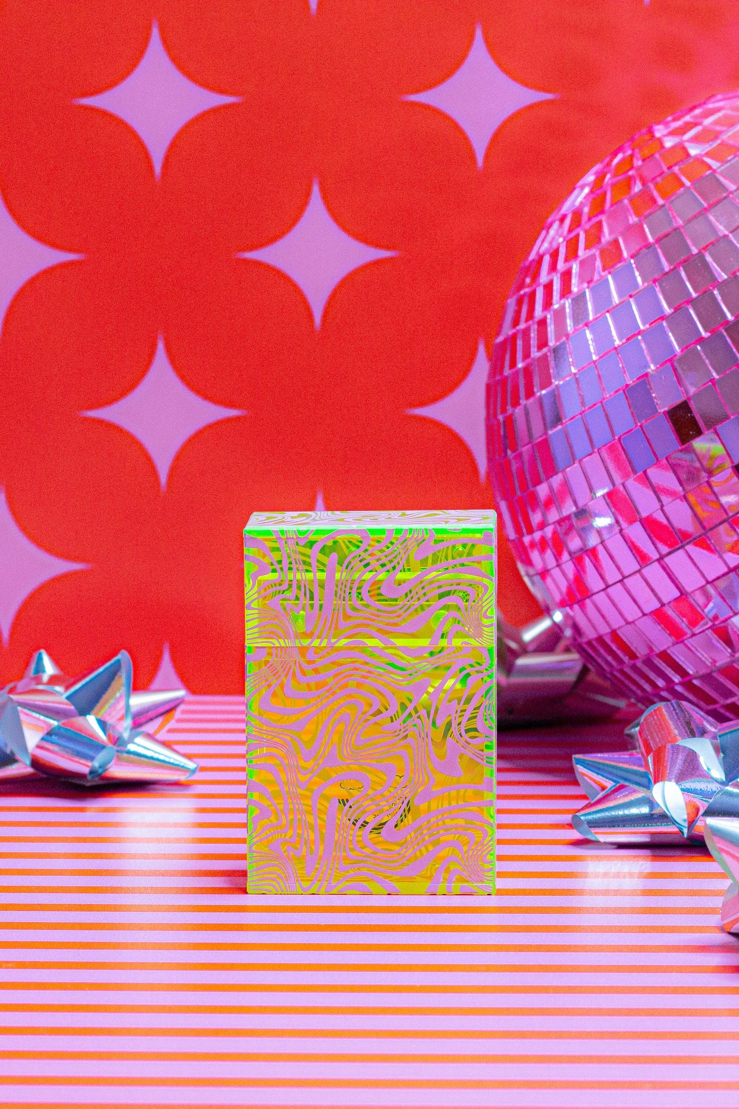 Psychedelic Swirl Cigarette Box