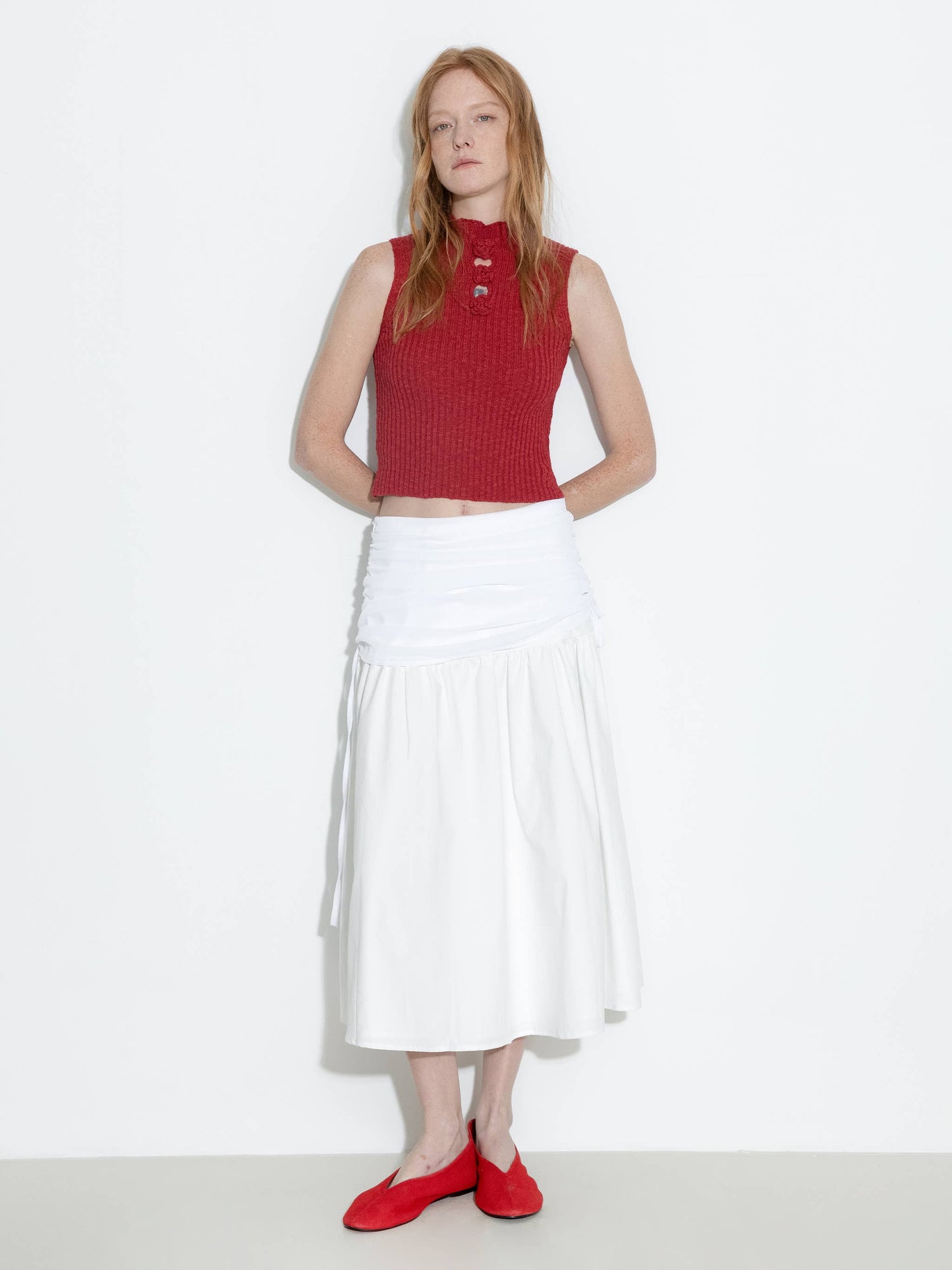 Flower Sleeveless Knit Top