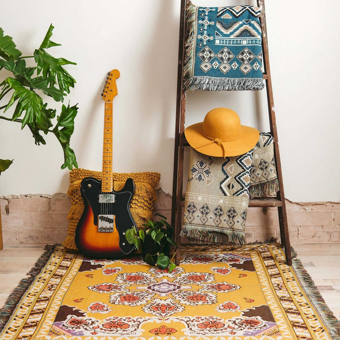'Here Comes The Sun' | Large Picnic Rug/Throw