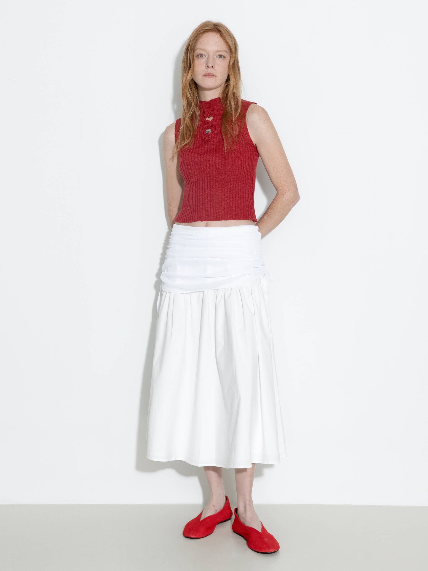 Flower Sleeveless Knit Top