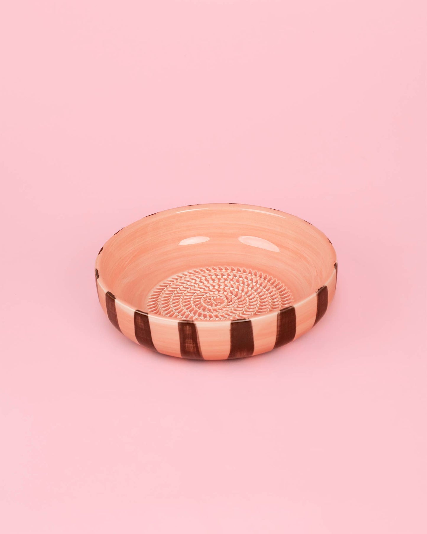 Large Grater Bowl | Chocolate