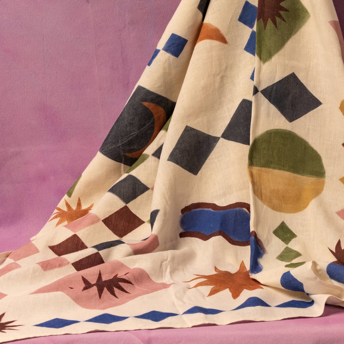 Maegen Tablecloth | 'Good'