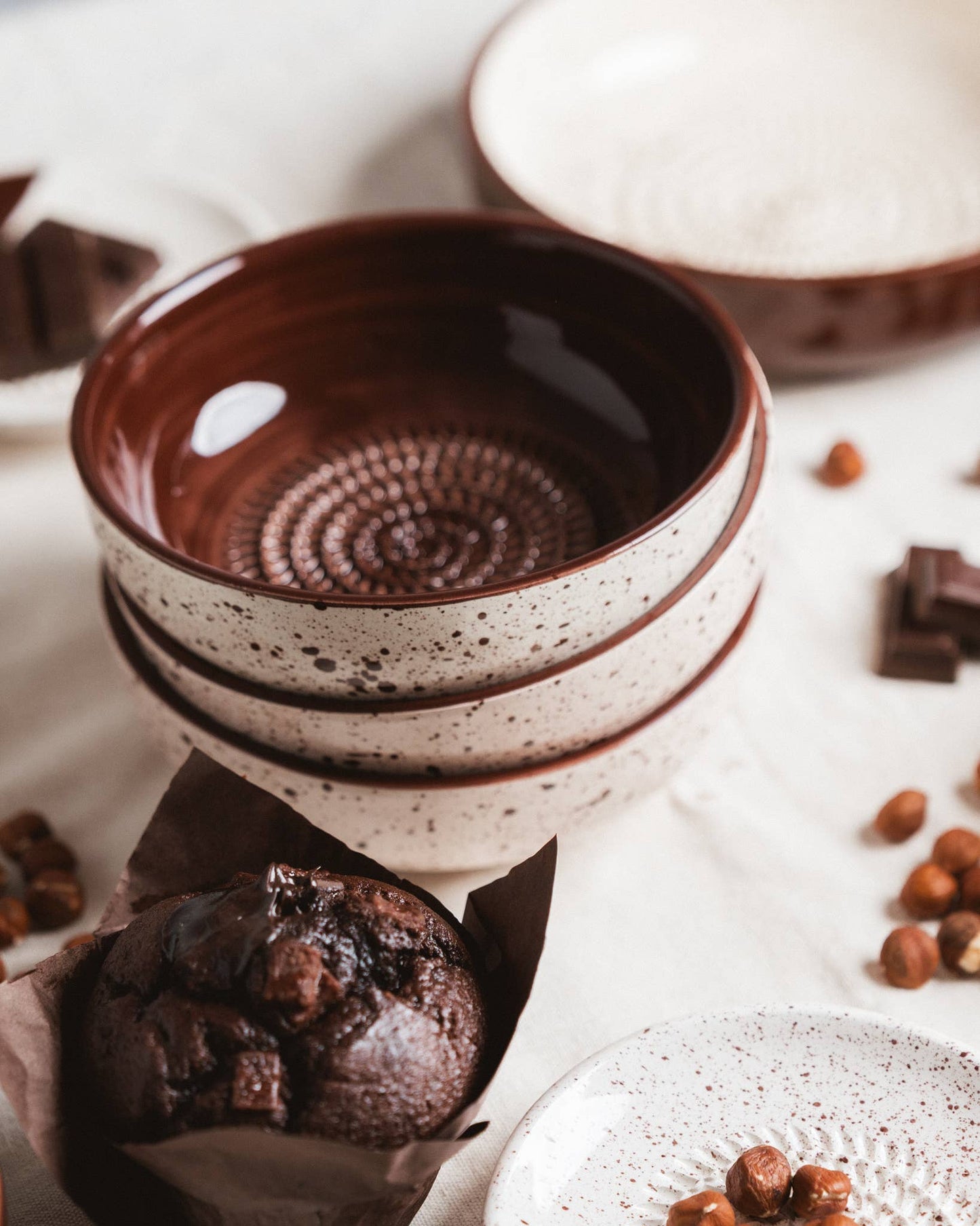 Medium Grater Bowl | Brownie