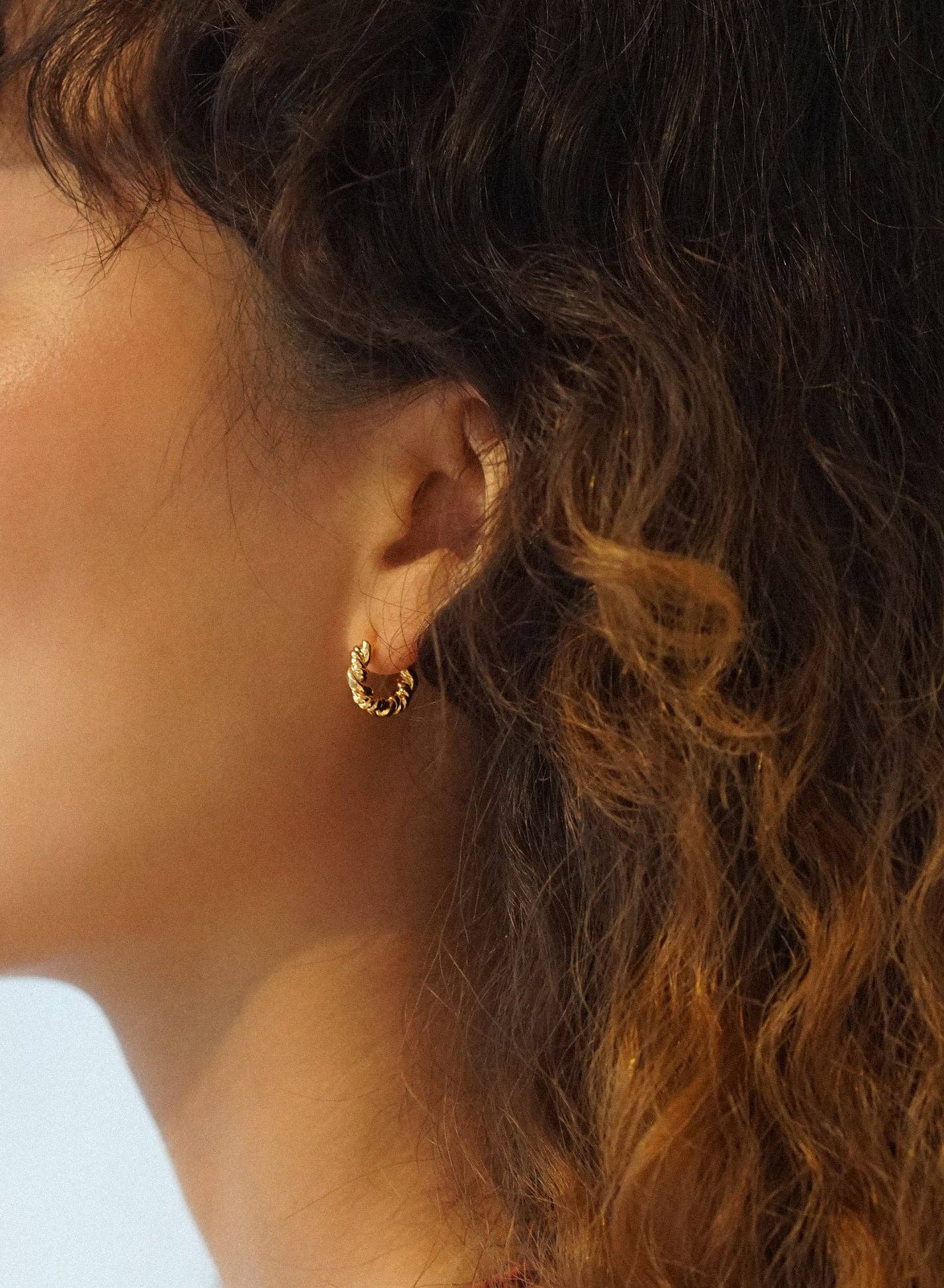 Twist Dual Huggie Hoops