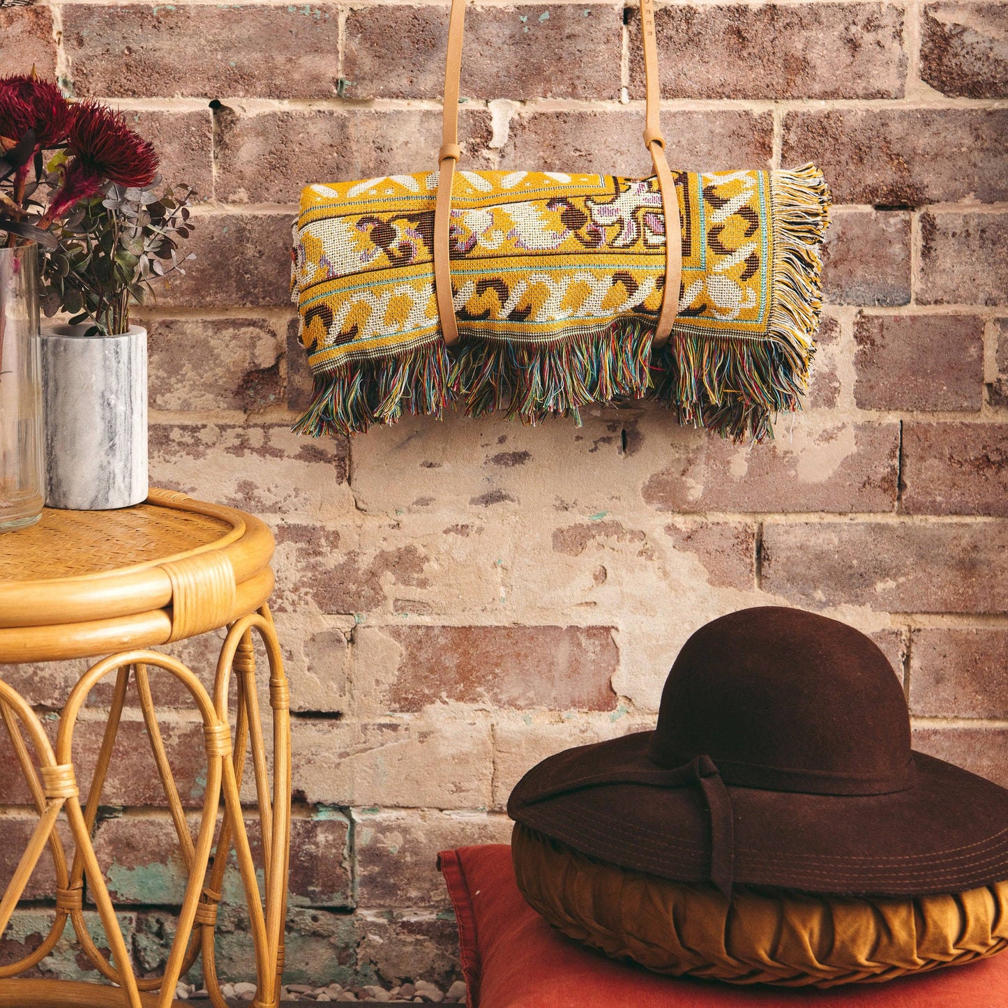 'Here Comes The Sun' | Large Picnic Rug/Throw