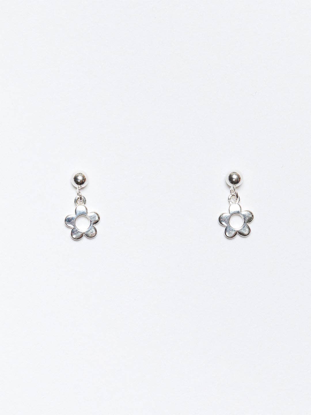 Baby Daisy Earrings
