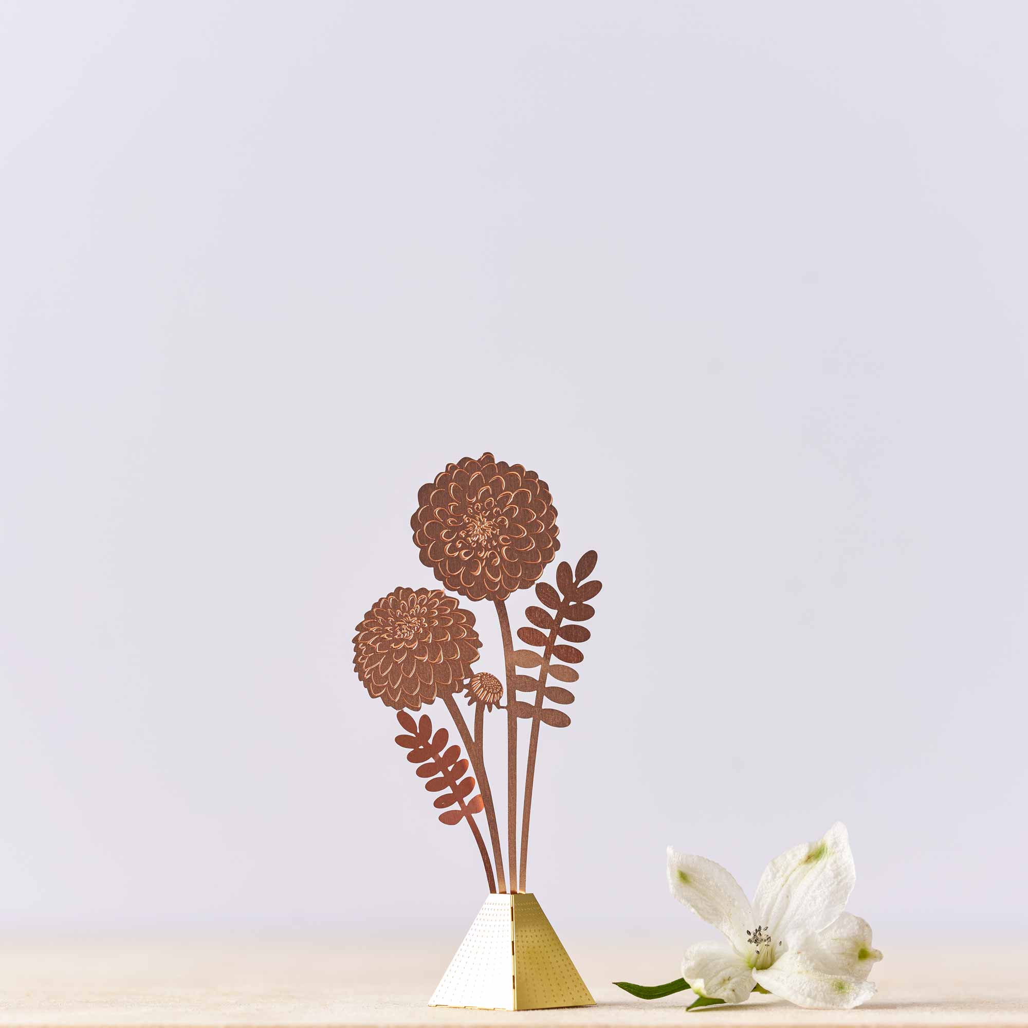 Dahlia | Tiny Bouquet