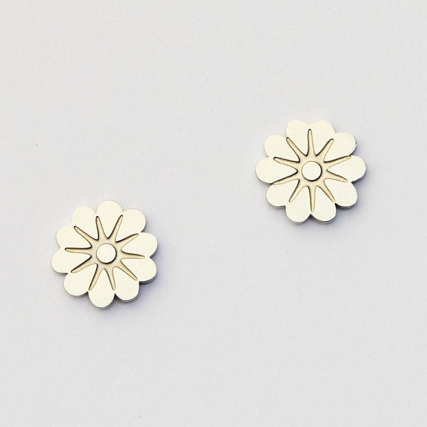 Olearia Studs | Silver