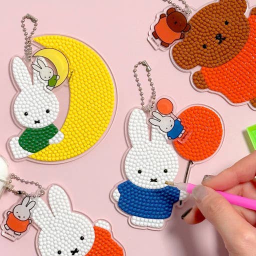 Miffy Keychain Kit | DIY Diamond Painting