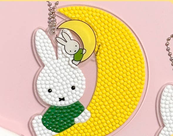 Miffy Keychain Kit | DIY Diamond Painting