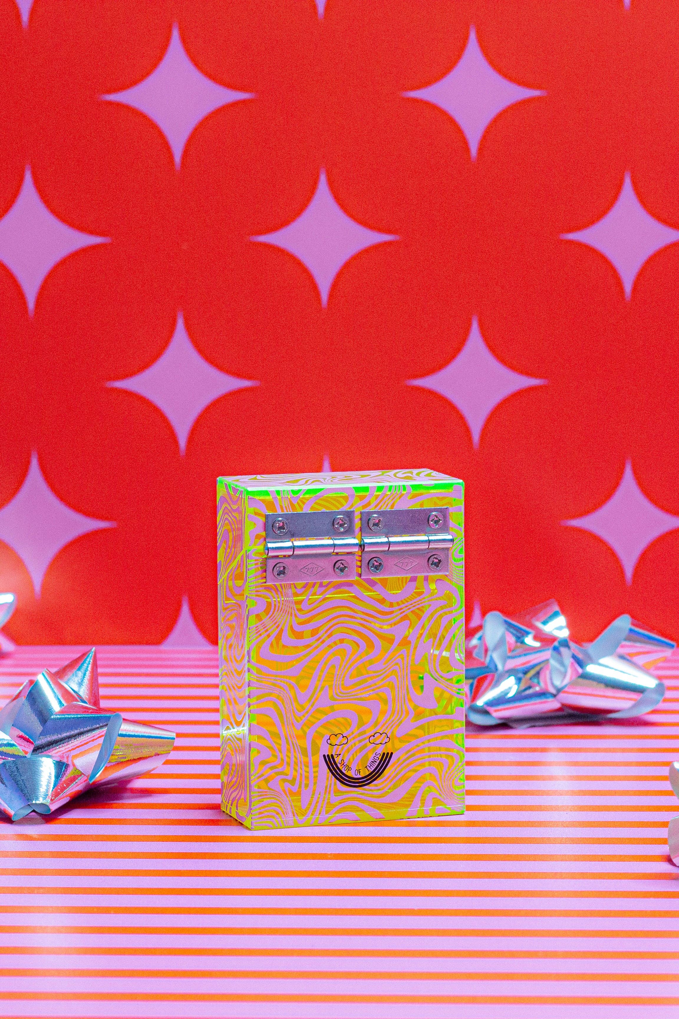 Psychedelic Swirl Cigarette Box