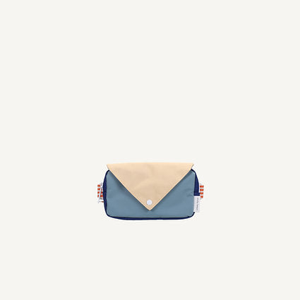 Fanny pack | envelope | diving suit