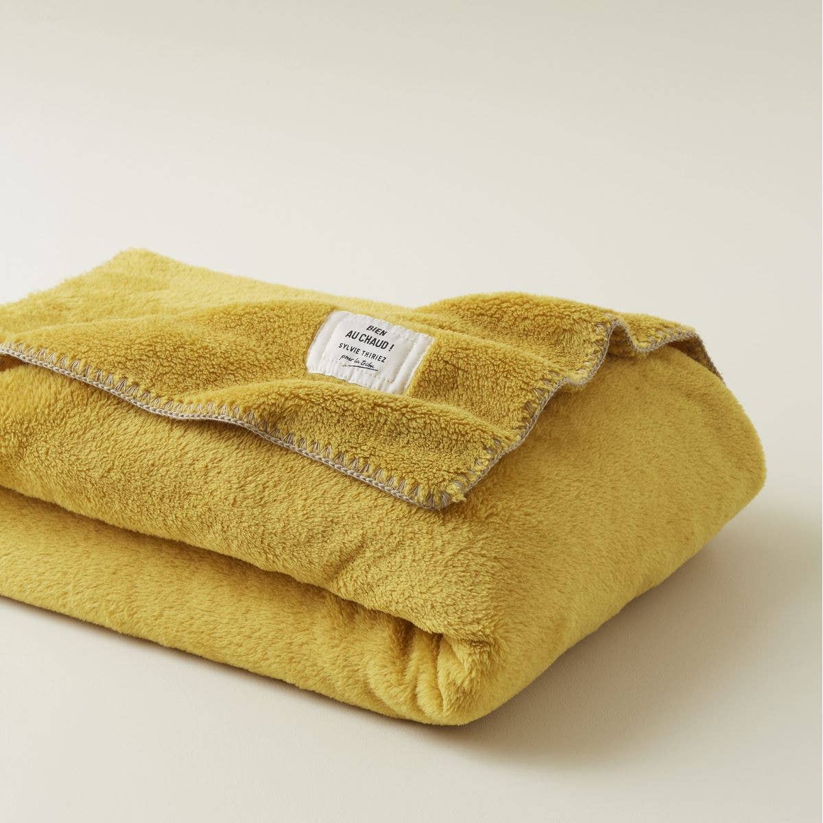 Cosy Polar Fleece Blanket | Miel