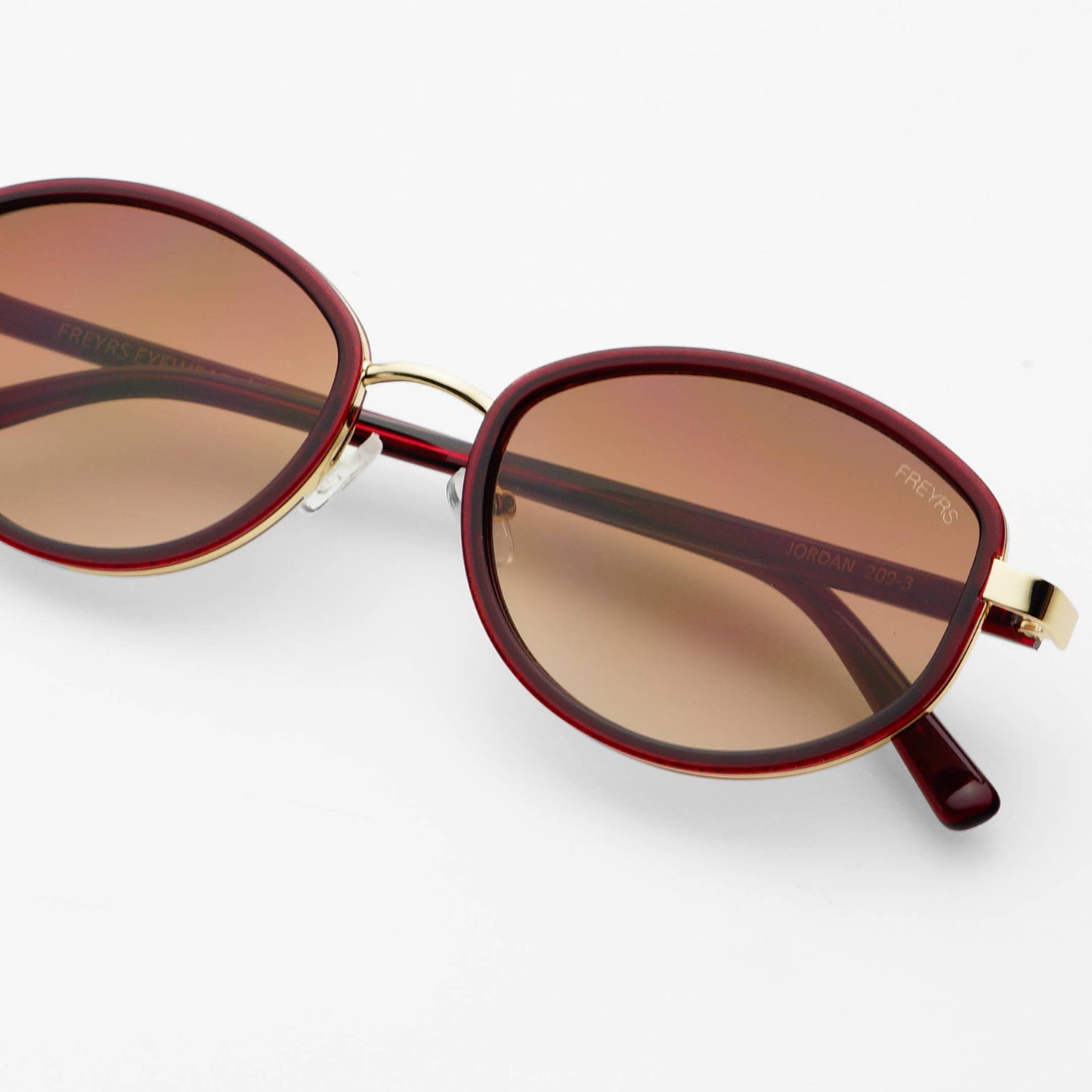 Jordan Oval Sunglasses | Burgundy