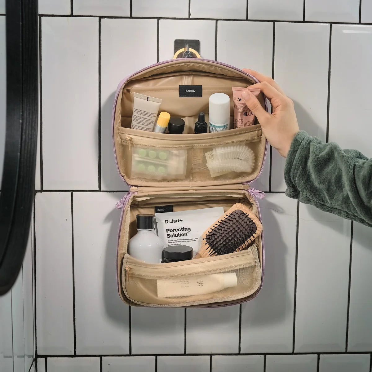 Hanging Toiletry Pouch | Olive