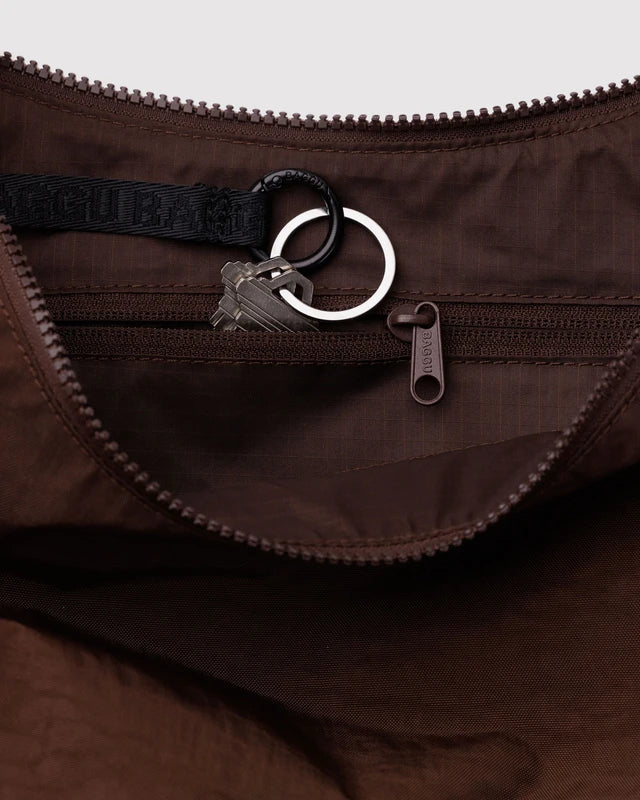 Medium Crescent Bag | Coffee