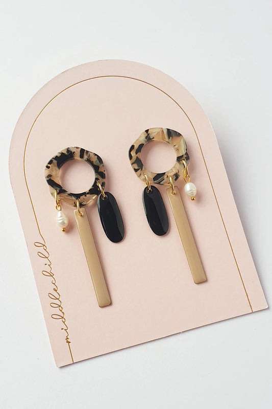 Curios Earrings | Macadamia