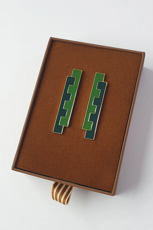 Dovetail Studs | various colours