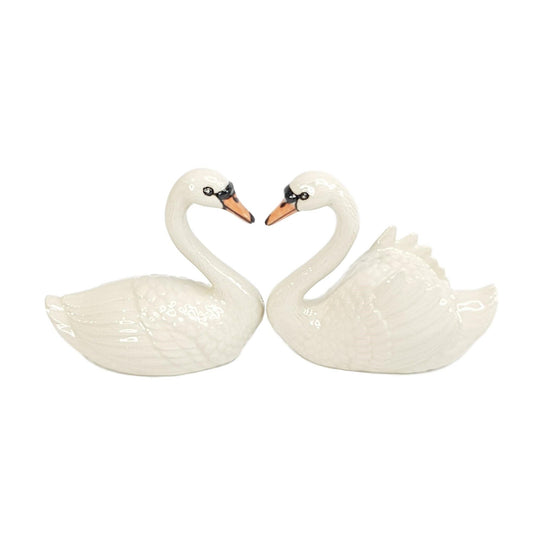 Salt & Pepper Swan | White