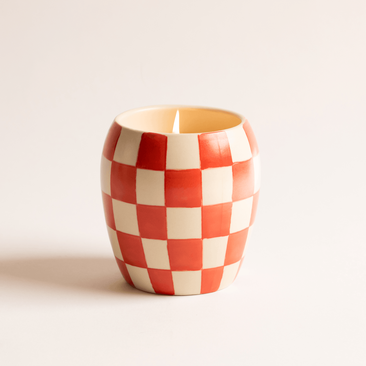 Checkmate Red 11oz Candle | Rose & Santal