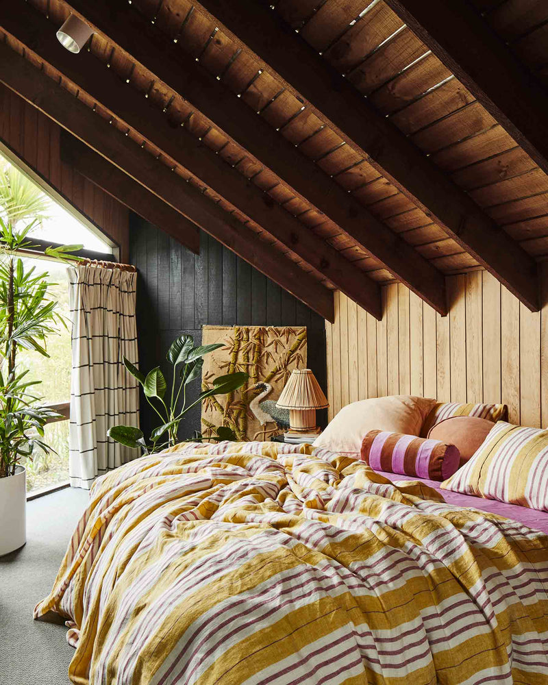 Peachy Pea Cushion