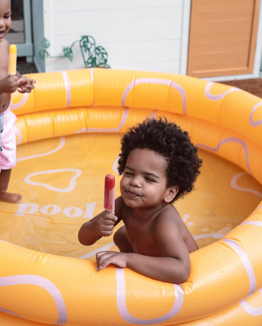 Golden Glenys | Inflatable Pool