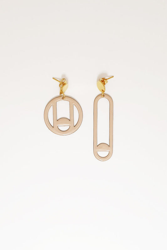 Rivalry Earrings- Macadamia